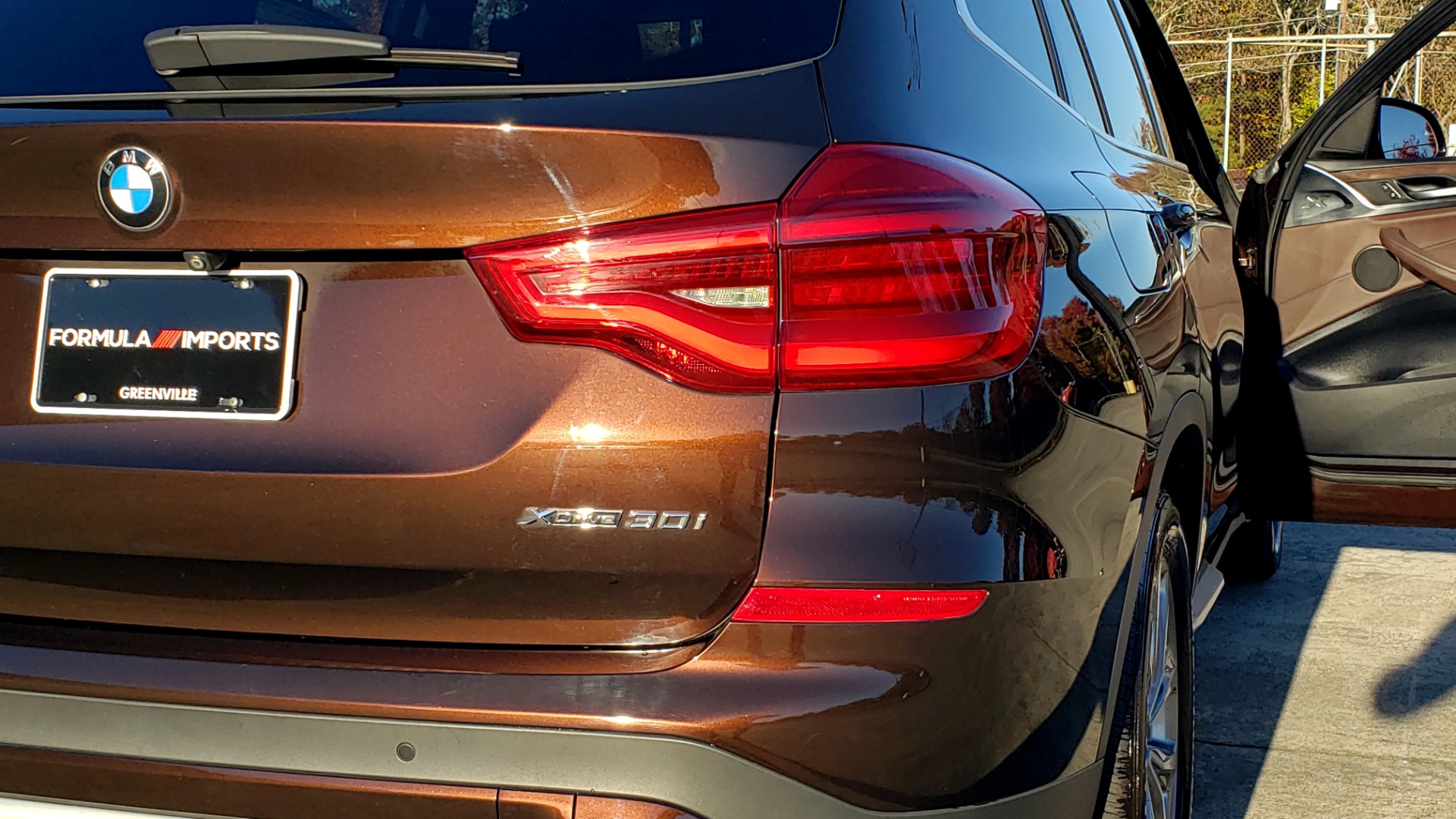 Used 2018 BMW X3 XDRIVE30I / NAV / PANO-ROOF / HTD STS / PARK DIST CNTRL / REARVIEW for sale Sold at Formula Imports in Charlotte NC 28227 32