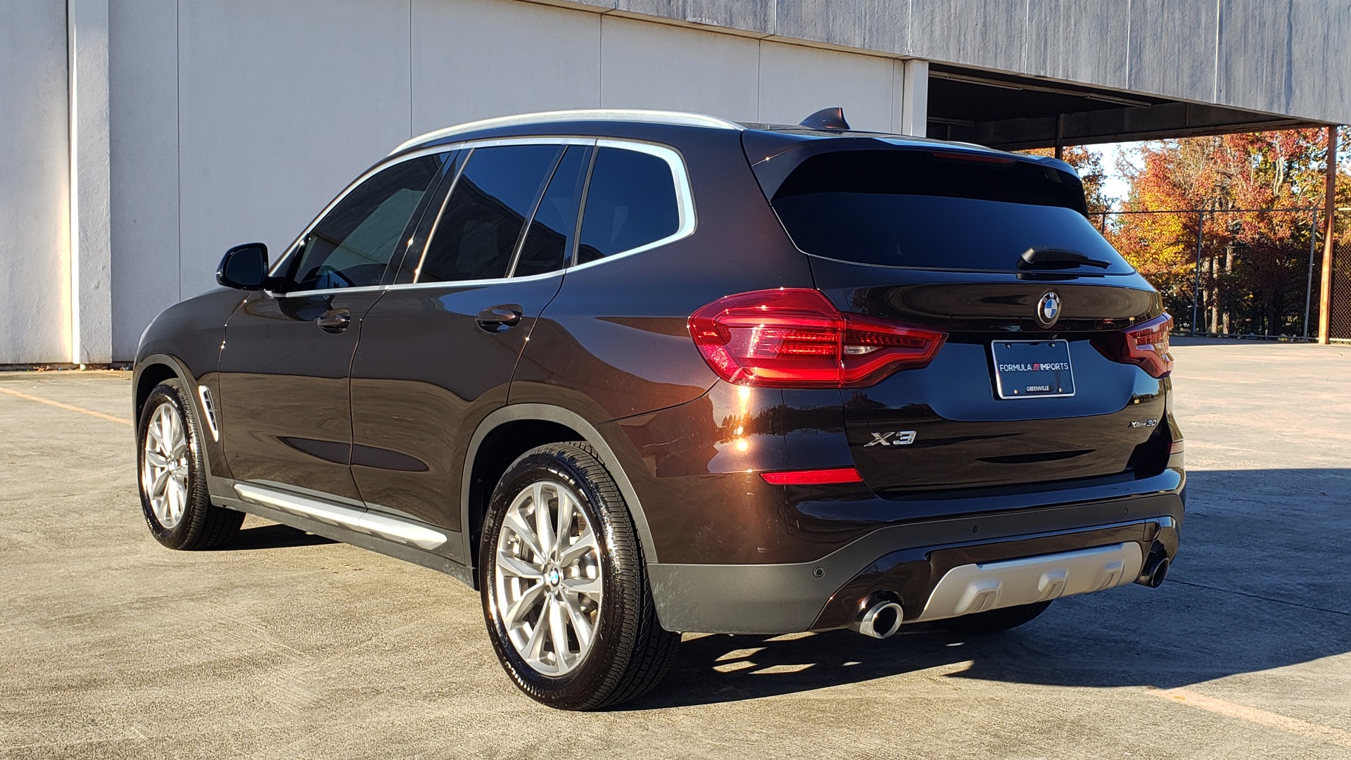 Used 2018 BMW X3 XDRIVE30I / NAV / PANO-ROOF / HTD STS / PARK DIST CNTRL / REARVIEW for sale Sold at Formula Imports in Charlotte NC 28227 5