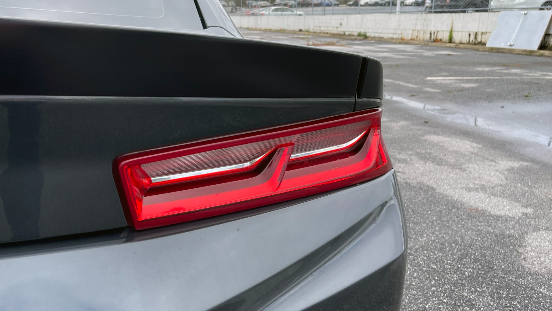 Used 2018 Chevrolet CAMARO 2SS / 6.2L V8 / MANUAL / 1LE TRACK PKG / NAV / BOSE / REARVIEW for sale Sold at Formula Imports in Charlotte NC 28227 23