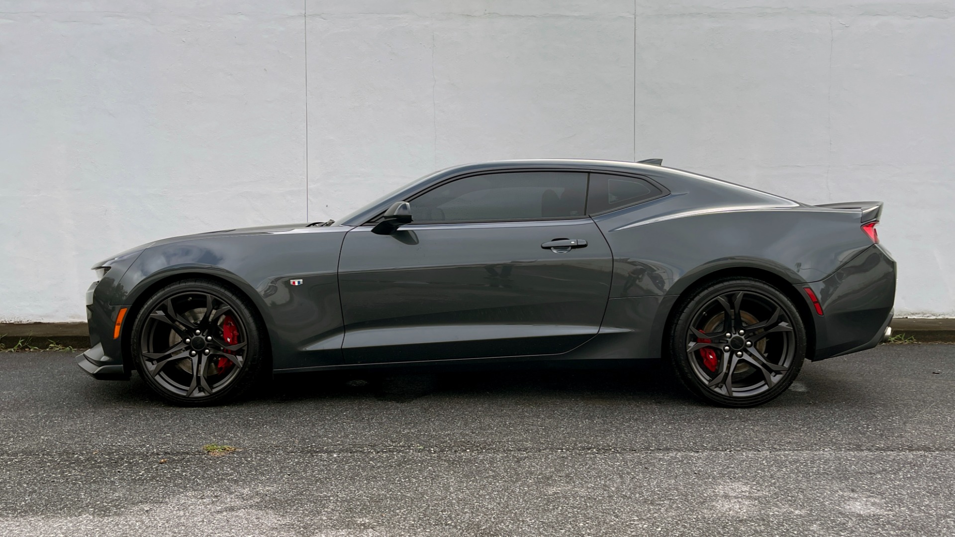 Used 2018 Chevrolet CAMARO 2SS / 6.2L V8 / MANUAL / 1LE TRACK PKG / NAV / BOSE / REARVIEW for sale Sold at Formula Imports in Charlotte NC 28227 3