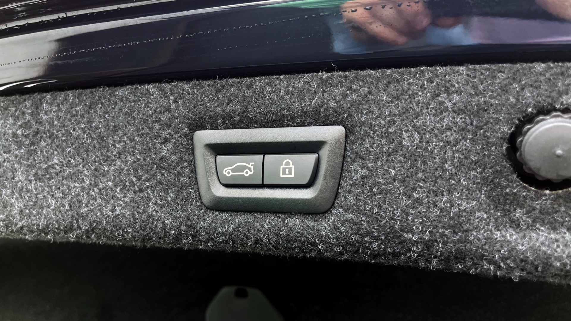 Used 2019 BMW 5 SERIES 530I XDRIVE / CONV PKG / NAV / HUD / HTD STS / SUNROOF / REARVIEW for sale Sold at Formula Imports in Charlotte NC 28227 14