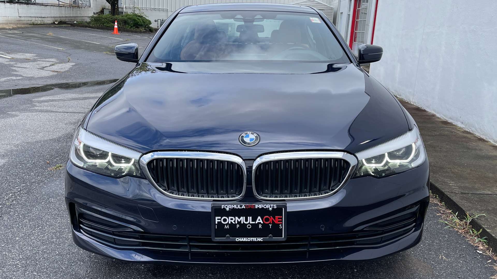 Used 2019 BMW 5 SERIES 530I XDRIVE / CONV PKG / NAV / HUD / HTD STS / SUNROOF / REARVIEW for sale Sold at Formula Imports in Charlotte NC 28227 19