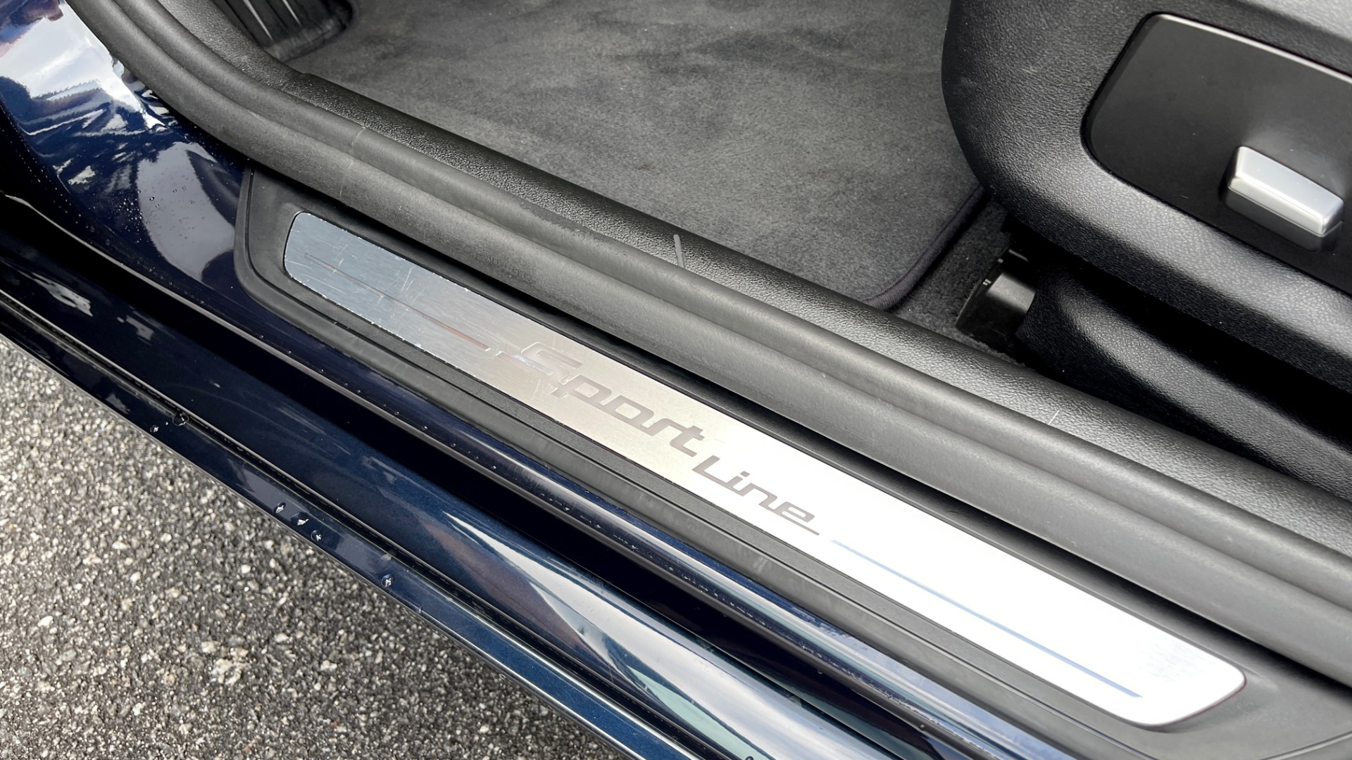 Used 2019 BMW 5 SERIES 530I XDRIVE / CONV PKG / NAV / HUD / HTD STS / SUNROOF / REARVIEW for sale Sold at Formula Imports in Charlotte NC 28227 27