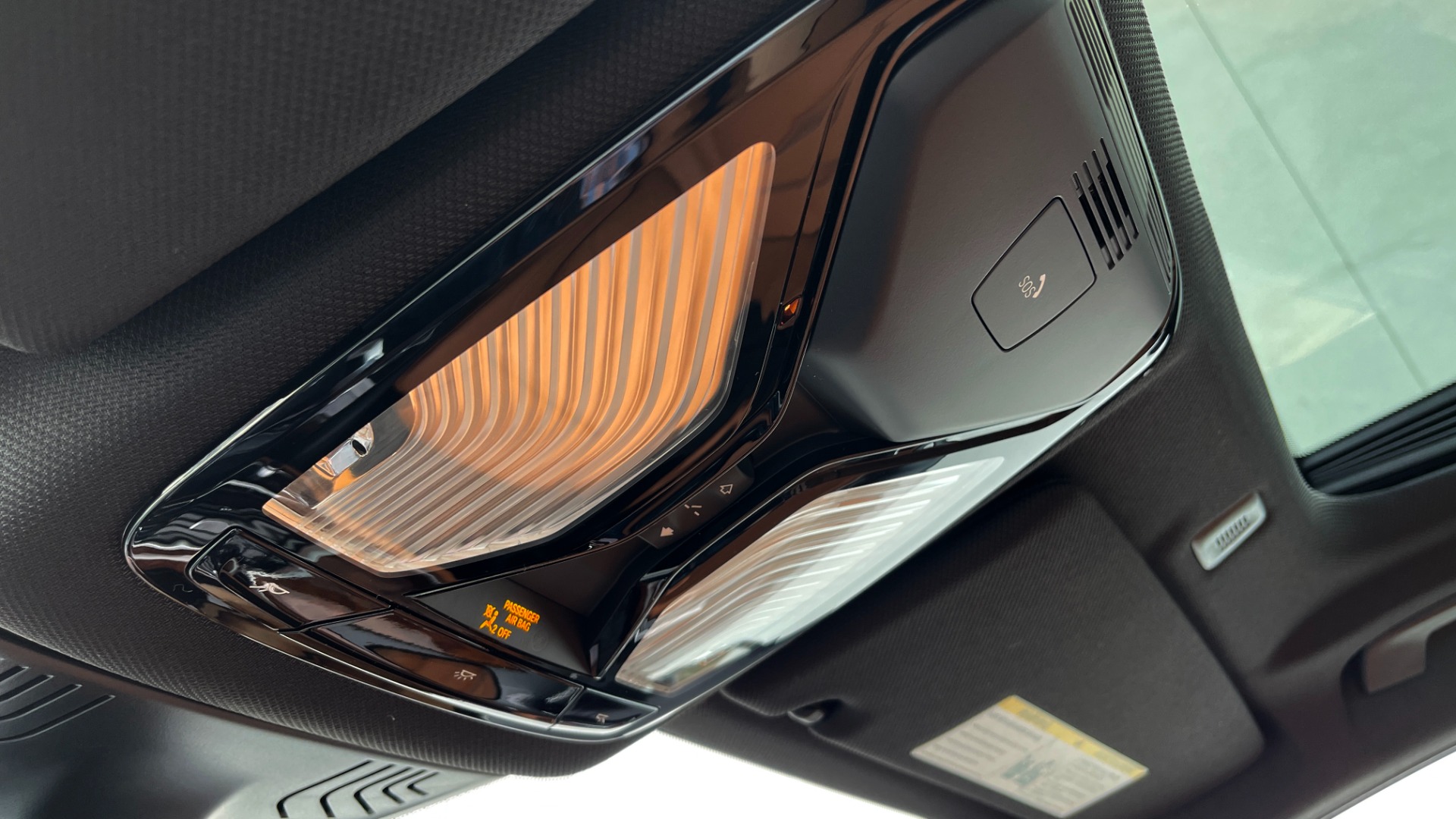 Used 2019 BMW 5 SERIES 530I XDRIVE / CONV PKG / NAV / HUD / HTD STS / SUNROOF / REARVIEW for sale $41,995 at Formula Imports in Charlotte NC 28227 46