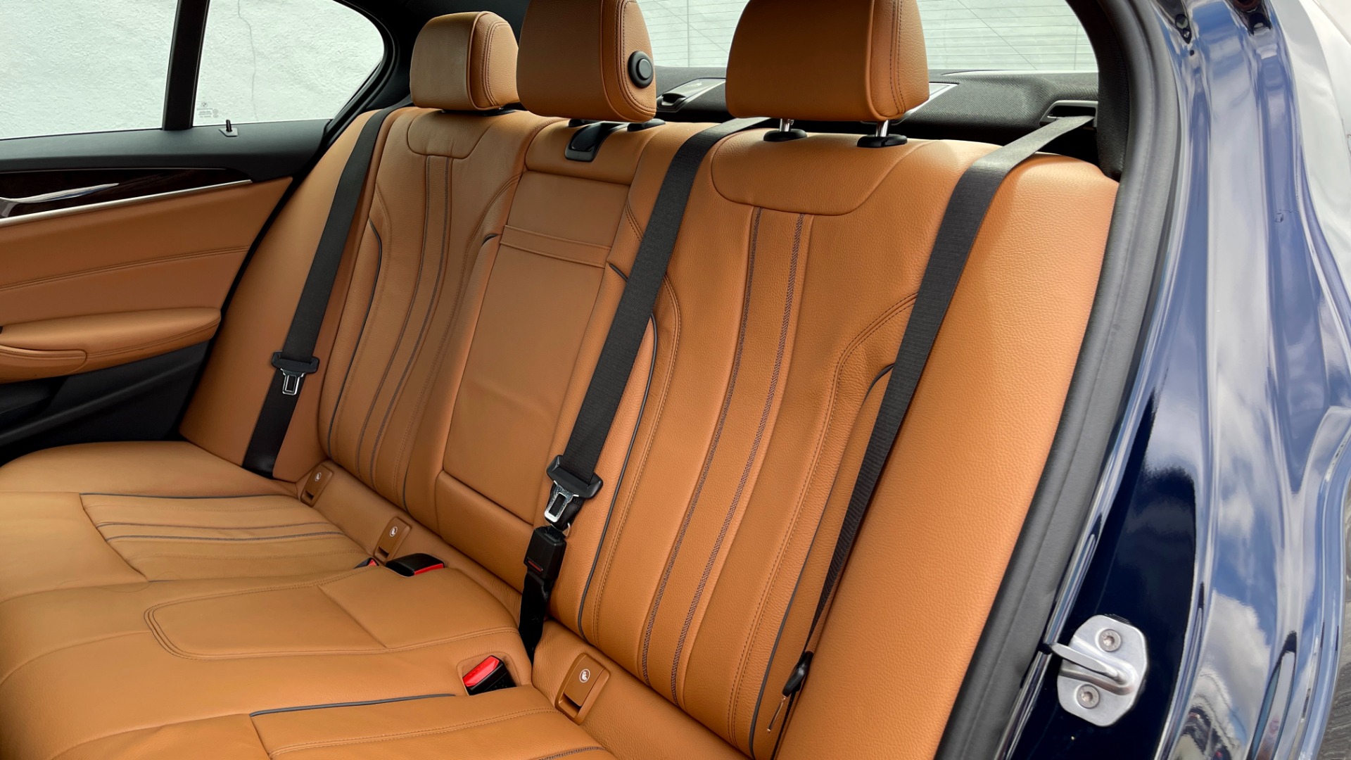 Used 2019 BMW 5 SERIES 530I XDRIVE / CONV PKG / NAV / HUD / HTD STS / SUNROOF / REARVIEW for sale $41,995 at Formula Imports in Charlotte NC 28227 53