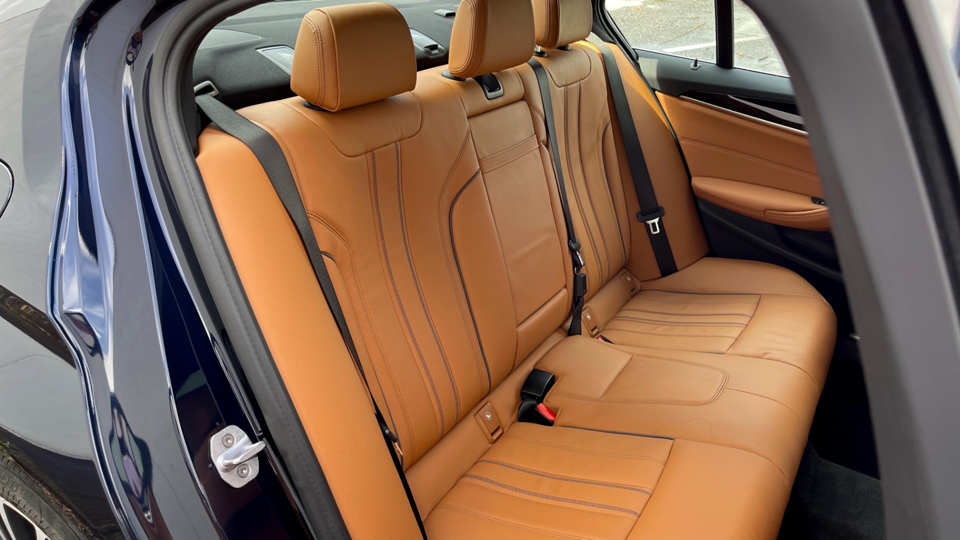 Used 2019 BMW 5 SERIES 530I XDRIVE / CONV PKG / NAV / HUD / HTD STS / SUNROOF / REARVIEW for sale Sold at Formula Imports in Charlotte NC 28227 57