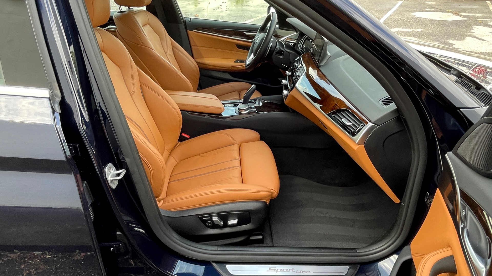 Used 2019 BMW 5 SERIES 530I XDRIVE / CONV PKG / NAV / HUD / HTD STS / SUNROOF / REARVIEW for sale Sold at Formula Imports in Charlotte NC 28227 61