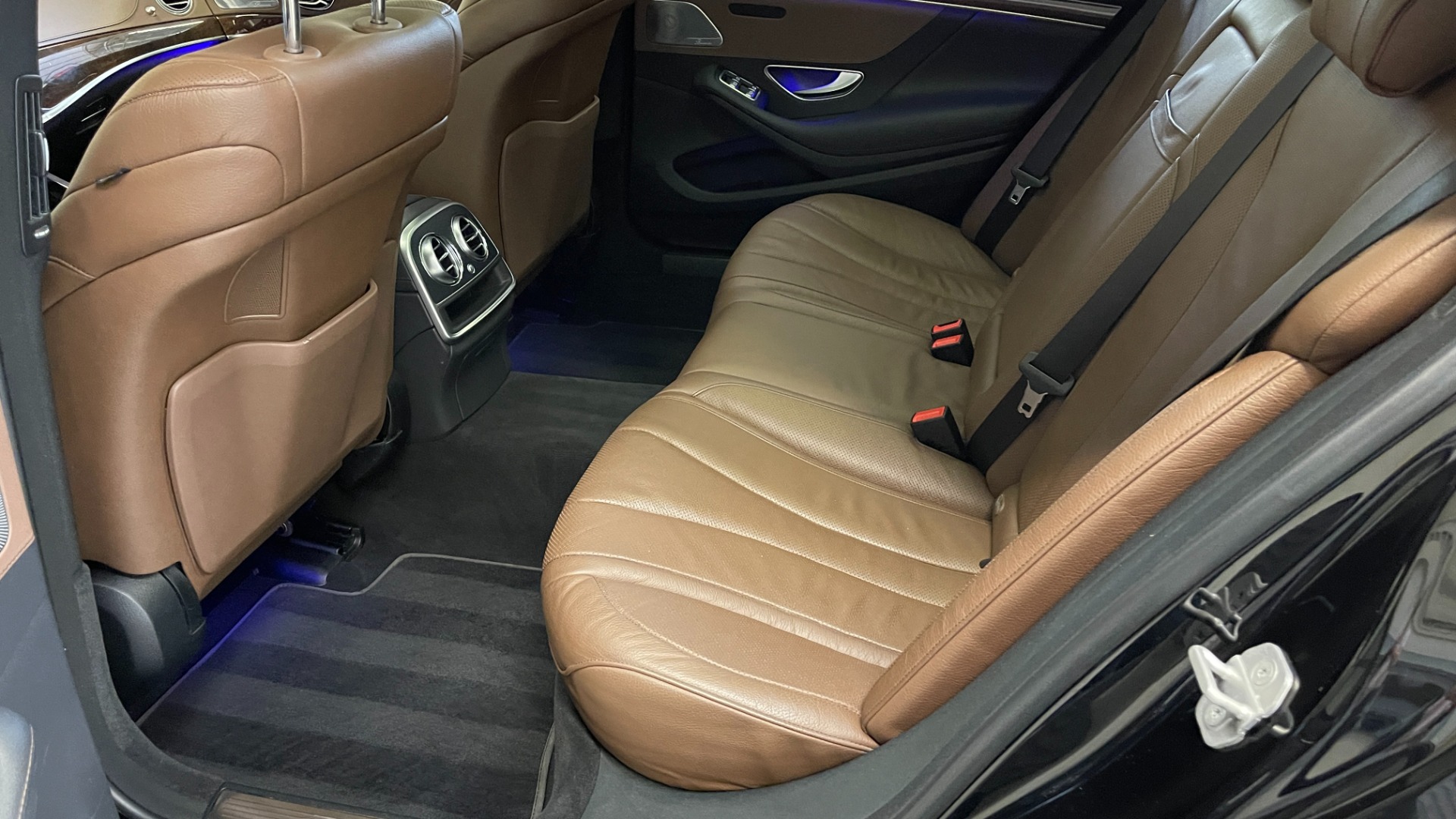 Used 2017 Mercedes-Benz S-CLASS S 550 4MATIC PREMIUM / NAV / BURMESTER / SUNROOF / REARVIEW for sale Sold at Formula Imports in Charlotte NC 28227 53