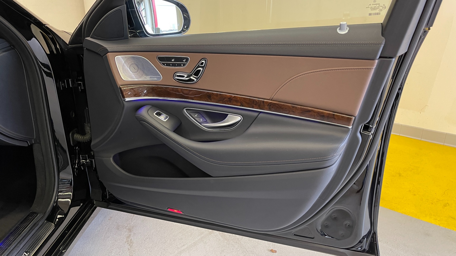 Used 2017 Mercedes-Benz S-CLASS S 550 4MATIC PREMIUM / NAV / BURMESTER / SUNROOF / REARVIEW for sale $58,995 at Formula Imports in Charlotte NC 28227 64