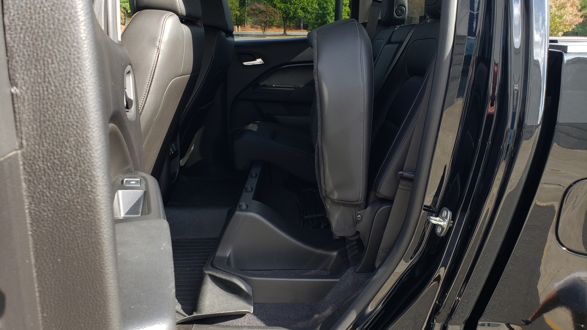 Used 2019 Chevrolet COLORADO 4WD ZR2 / 3.6L V6 / 8-SPD AUTO / CREWCAB / LEATHER / BOSE / REARVIEW for sale Sold at Formula Imports in Charlotte NC 28227 66