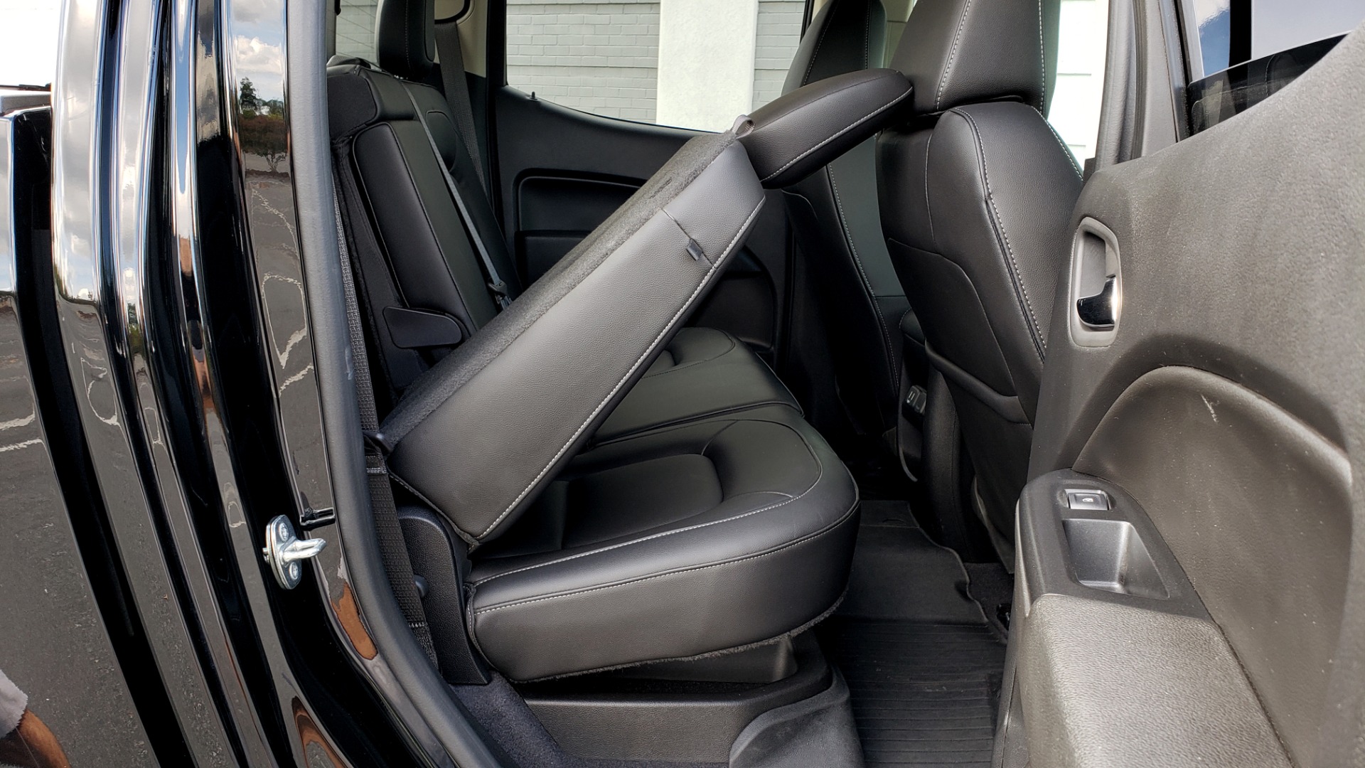 Used 2019 Chevrolet COLORADO 4WD ZR2 / 3.6L V6 / 8-SPD AUTO / CREWCAB / LEATHER / BOSE / REARVIEW for sale Sold at Formula Imports in Charlotte NC 28227 76