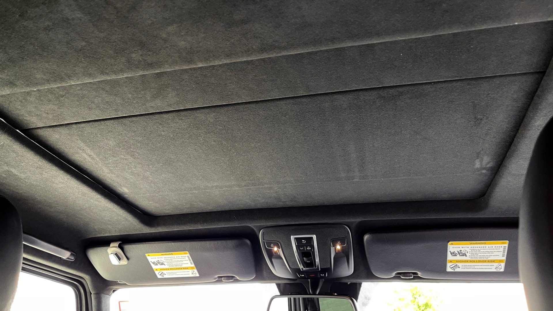 Used 2017 Mercedes-Benz G-CLASS AMG G 63 / DESIGNO PKG / NAV / SUNROOF / H/K SND / REARVIEW for sale $124,999 at Formula Imports in Charlotte NC 28227 52