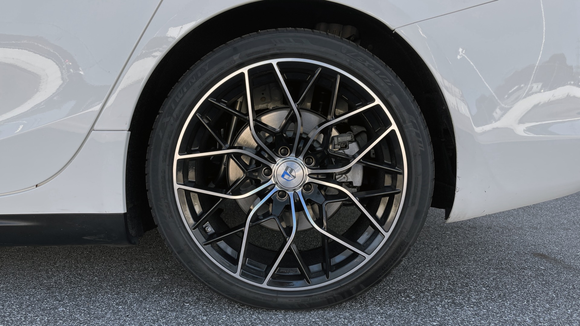 Used 2018 Maserati GHIBLI SEDAN / RWD / 3.0L V6 / SUNROOF / NAV / REARVIEW for sale Sold at Formula Imports in Charlotte NC 28227 62