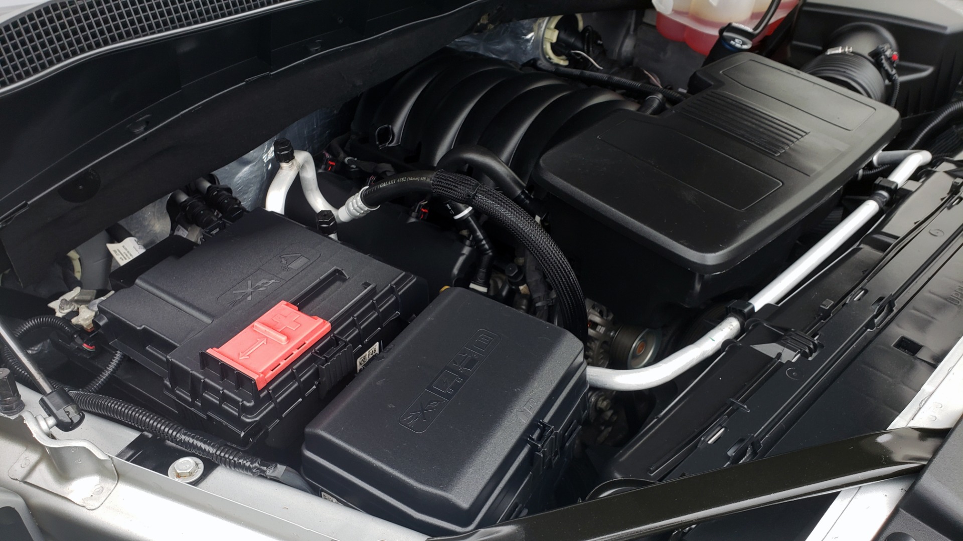 Used 2020 Chevrolet SILVERADO 1500 LT 4WD DOUBLECAB 147 WB / 5.3L V8 / BEDLINER / REARVIEW for sale $41,995 at Formula Imports in Charlotte NC 28227 17