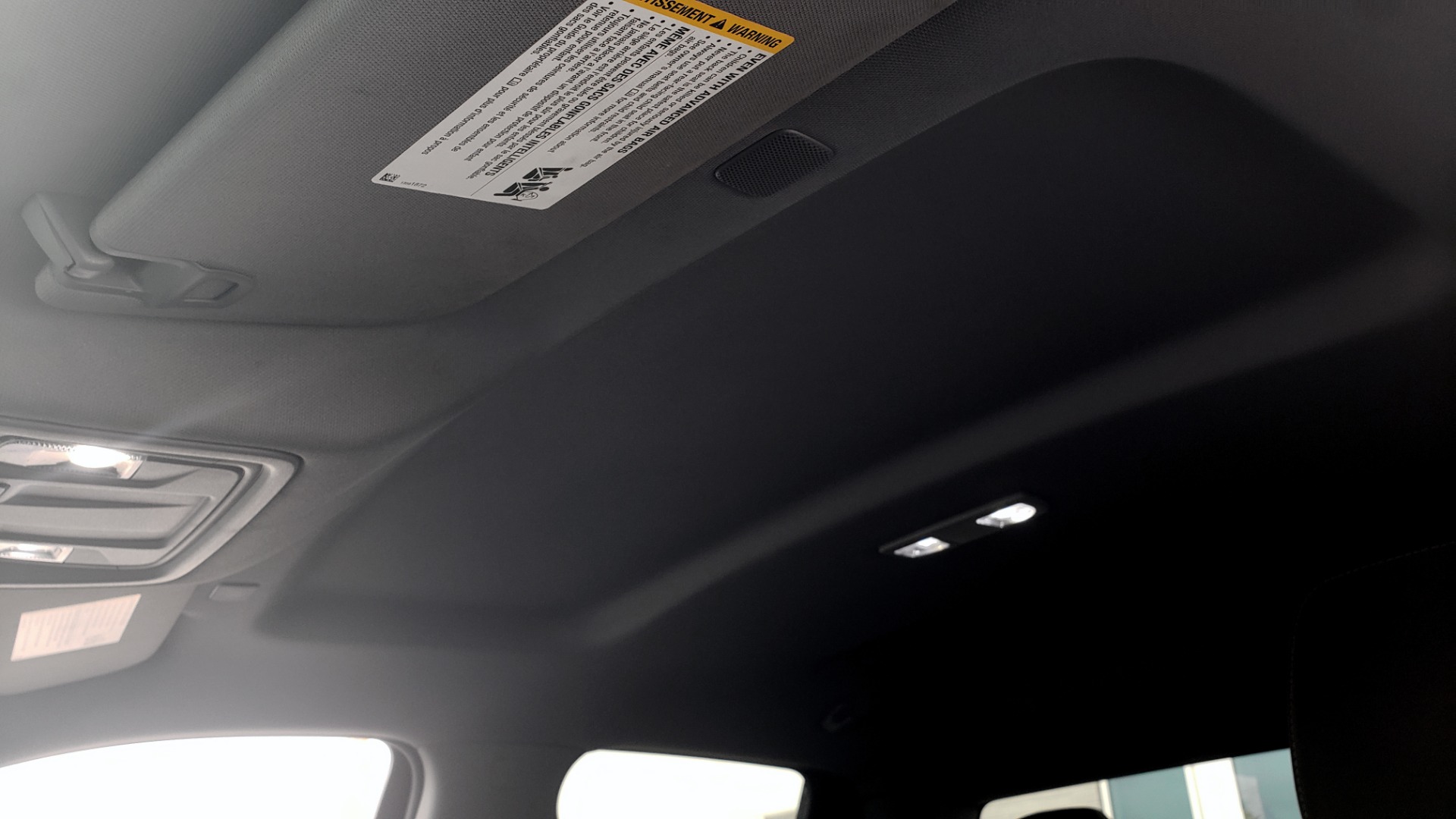 Used 2020 Chevrolet SILVERADO 1500 LT 4WD DOUBLECAB 147 WB / 5.3L V8 / BEDLINER / REARVIEW for sale $41,995 at Formula Imports in Charlotte NC 28227 25