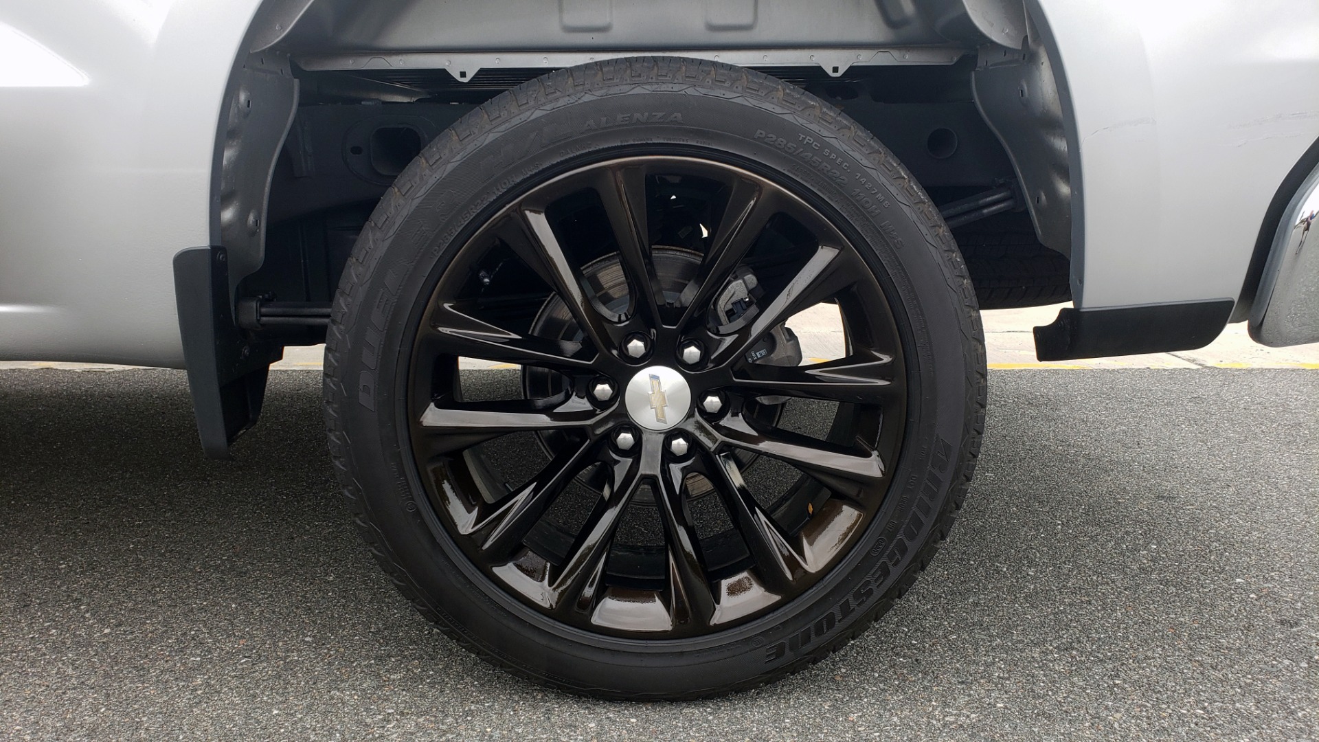 Used 2020 Chevrolet SILVERADO 1500 LT DOUBLE CAB / 4X4 / 5.3L / 22IN WHEELS / REARVIEW for sale Sold at Formula Imports in Charlotte NC 28227 69