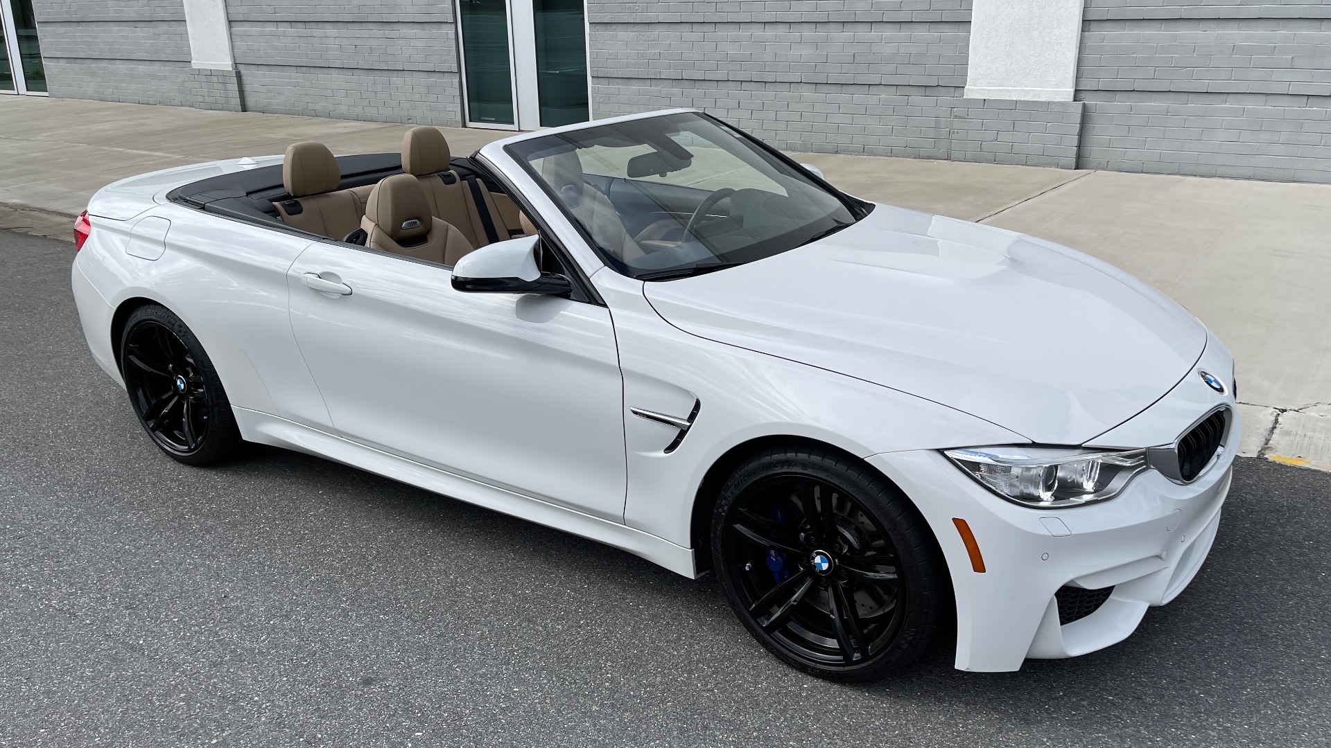 Used 2016 BMW M4 CONVERTIBLE 3.0L / 7-SPD AUTO / EXECUTIVE / ADAPT M SUSP / REARVIEW for sale Sold at Formula Imports in Charlotte NC 28227 2