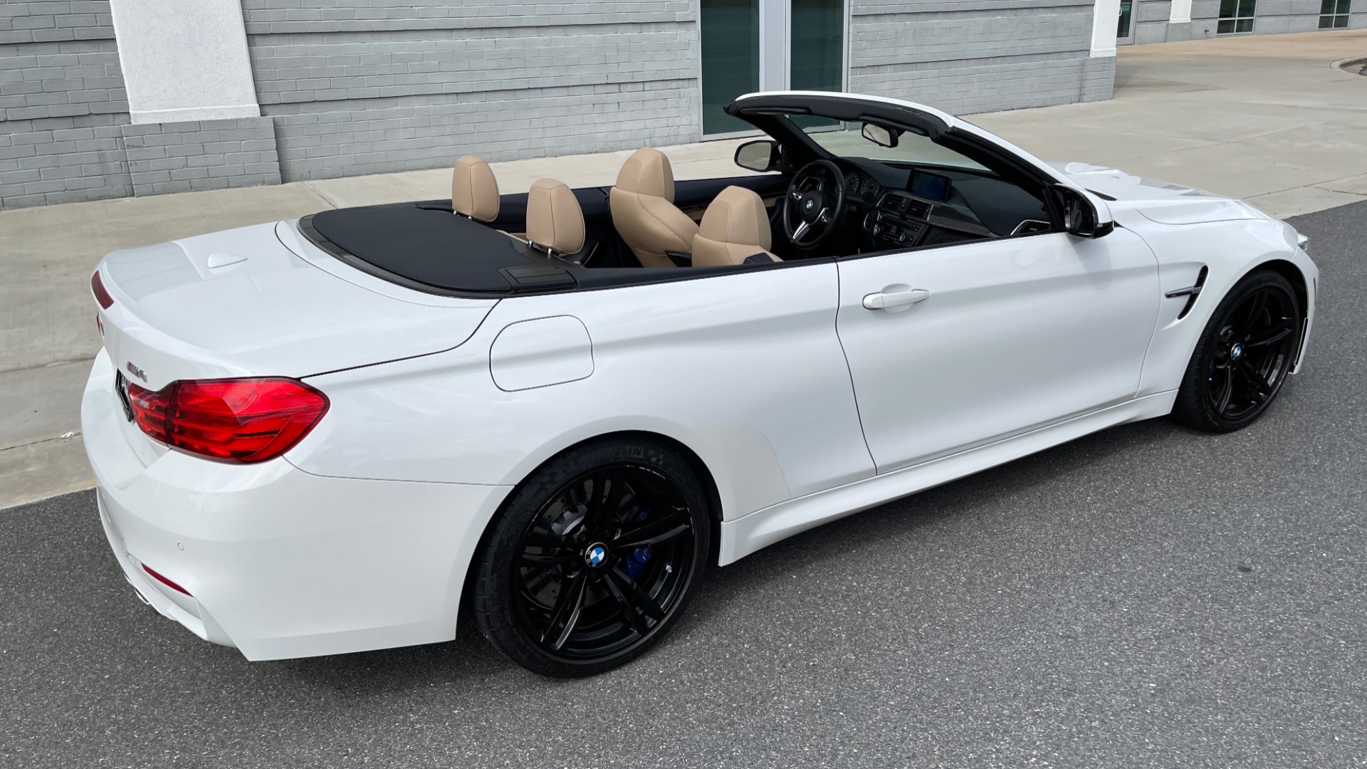 Used 2016 BMW M4 CONVERTIBLE 3.0L / 7-SPD AUTO / EXECUTIVE / ADAPT M SUSP / REARVIEW for sale Sold at Formula Imports in Charlotte NC 28227 3