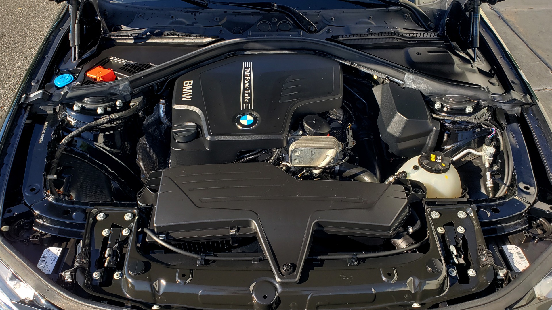Used 2018 BMW 3 SERIES 320IXDRIVE 2.0L SEDAN / HEATED SEATS / REARVIEW for sale Sold at Formula Imports in Charlotte NC 28227 11
