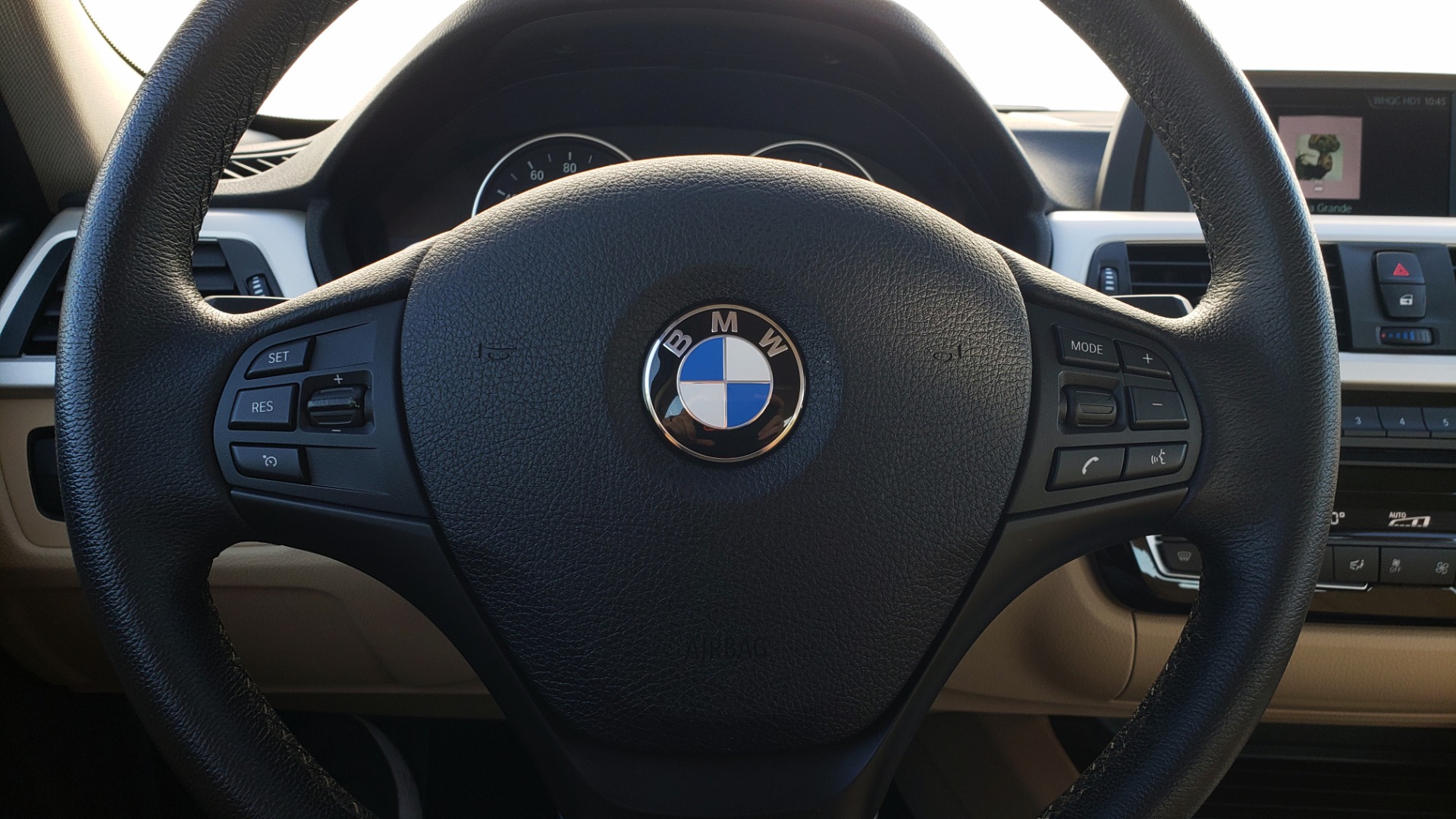 Used 2018 BMW 3 SERIES 320IXDRIVE 2.0L SEDAN / HEATED SEATS / REARVIEW for sale Sold at Formula Imports in Charlotte NC 28227 35