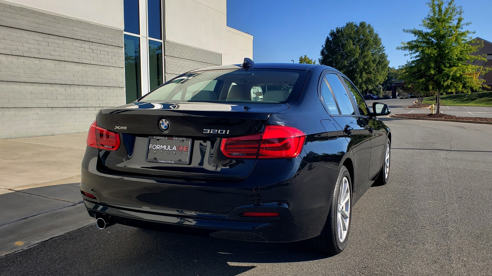 Used 2018 BMW 3 SERIES 320IXDRIVE 2.0L SEDAN / HEATED SEATS / REARVIEW for sale Sold at Formula Imports in Charlotte NC 28227 6