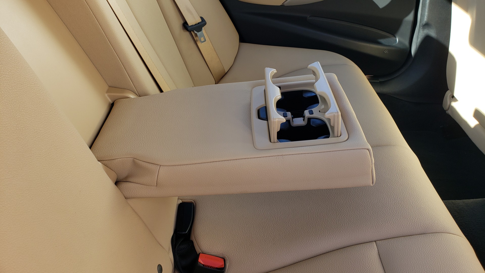 Used 2018 BMW 3 SERIES 320IXDRIVE 2.0L SEDAN / HEATED SEATS / REARVIEW for sale Sold at Formula Imports in Charlotte NC 28227 64