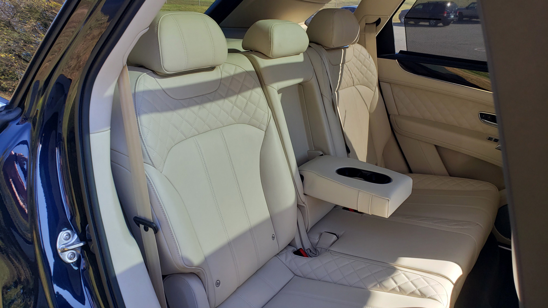 Used 2017 Bentley BENTAYGA W12 600HP / NAV / AWD / PANO-ROOF / BACK-UP CAMERA for sale Sold at Formula Imports in Charlotte NC 28227 99