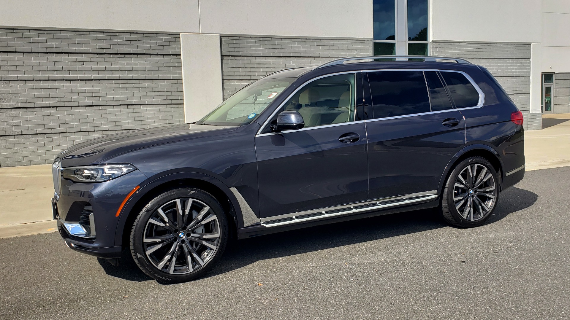 Used 2019 BMW X7 XDRIVE40I PREMIUM / LUXURY / COLD WEATHER / PARK ASST / PANORAMIC SKY / TOW for sale $75,999 at Formula Imports in Charlotte NC 28227 3