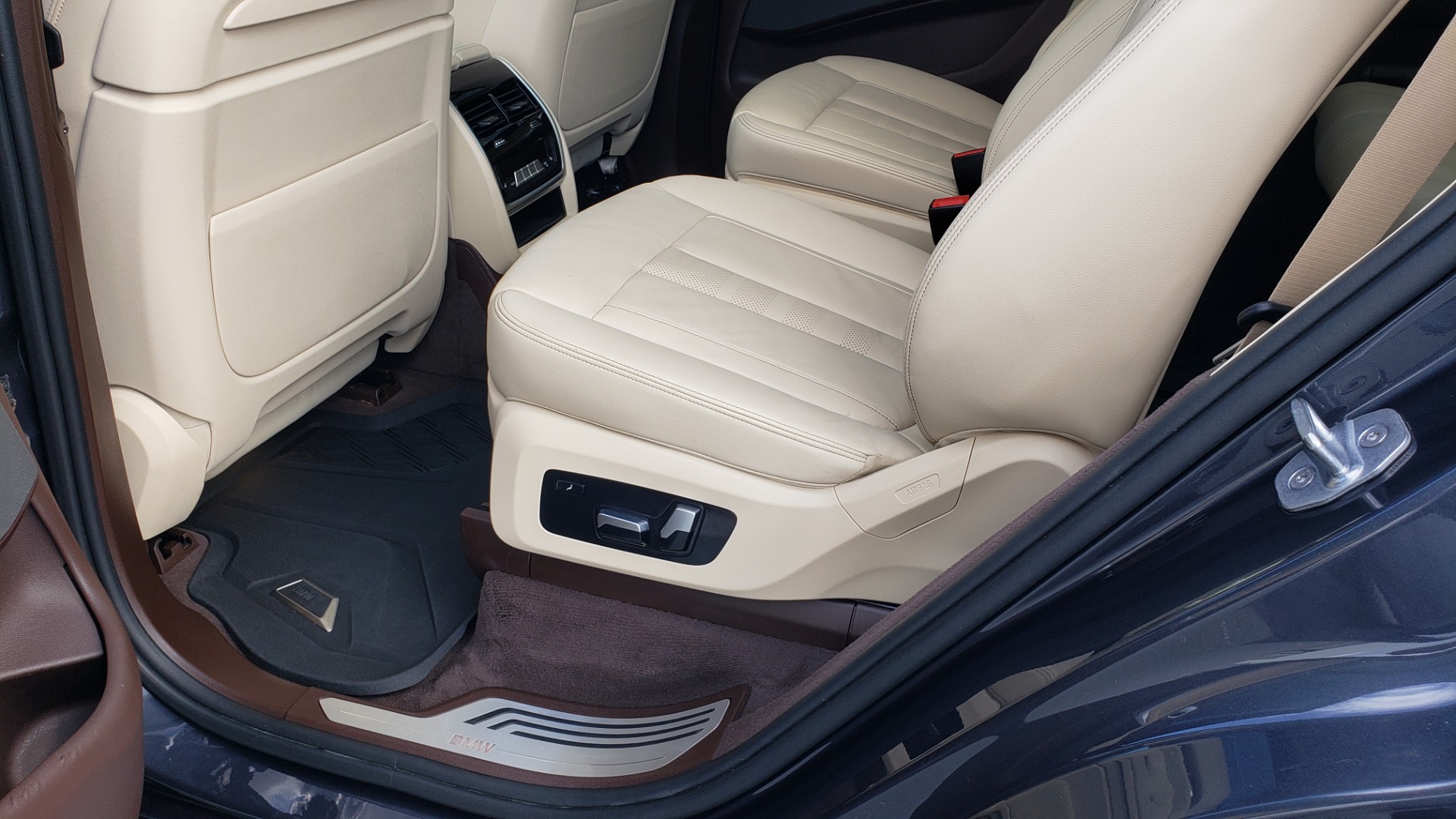 Used 2019 BMW X7 XDRIVE40I PREMIUM / LUXURY / COLD WEATHER / PARK ASST / PANORAMIC SKY / TOW for sale $75,999 at Formula Imports in Charlotte NC 28227 68