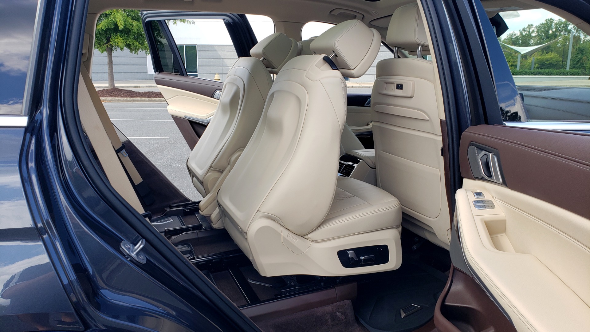 Used 2019 BMW X7 XDRIVE40I PREMIUM / LUXURY / COLD WEATHER / PARK ASST / PANORAMIC SKY / TOW for sale $75,999 at Formula Imports in Charlotte NC 28227 75