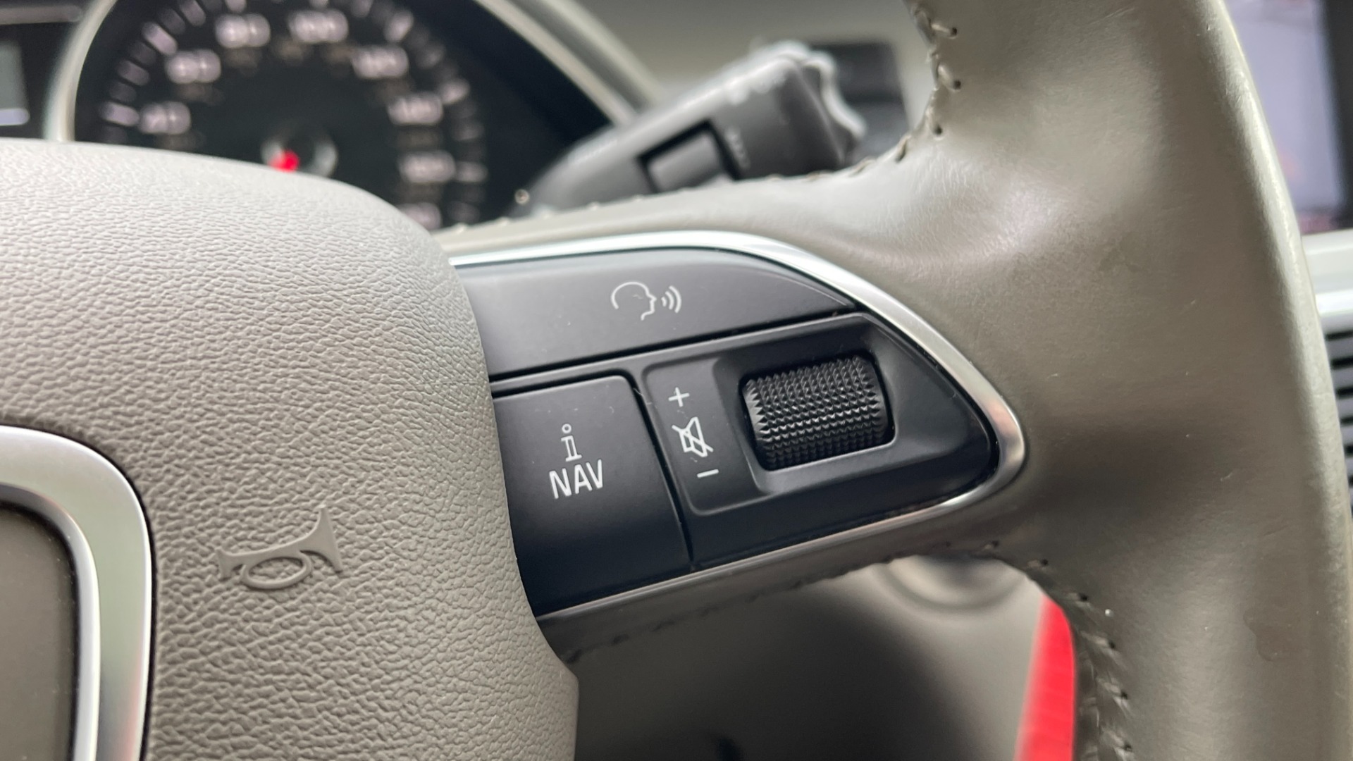 Used 2015 Audi Q7 3.0T PREMIUM PLUS / NAV / PANO-ROOF / BOSE / 3-ROW / REARVIEW for sale Sold at Formula Imports in Charlotte NC 28227 34
