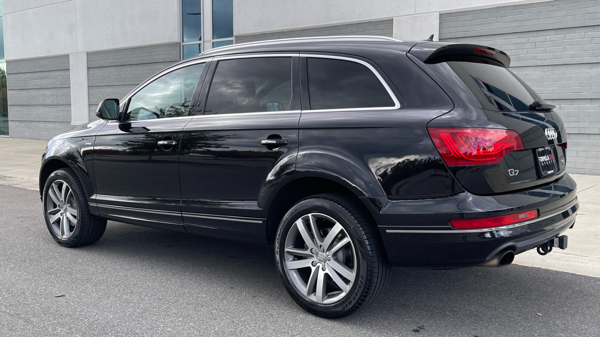 Used 2015 Audi Q7 3.0T PREMIUM PLUS / NAV / PANO-ROOF / BOSE / 3-ROW / REARVIEW for sale Sold at Formula Imports in Charlotte NC 28227 4