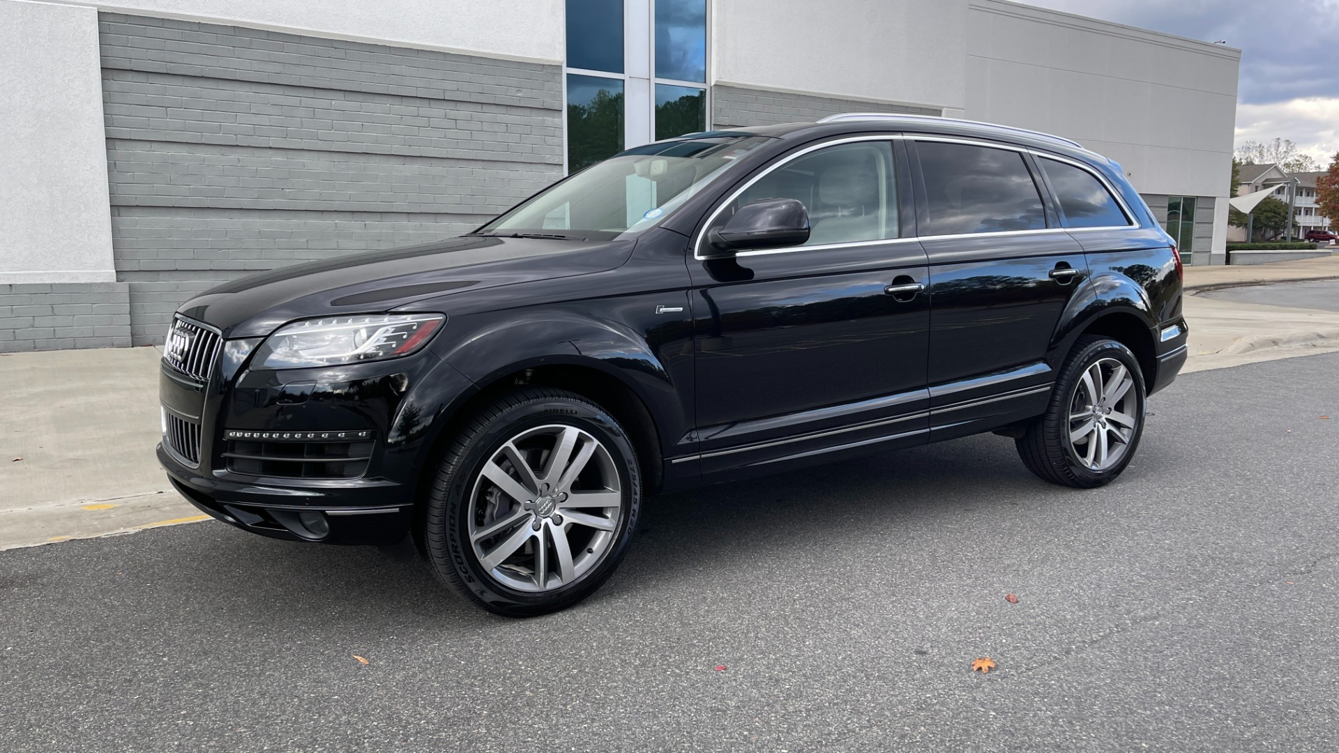 Used 2015 Audi Q7 3.0T PREMIUM PLUS / NAV / PANO-ROOF / BOSE / 3-ROW / REARVIEW for sale Sold at Formula Imports in Charlotte NC 28227 5