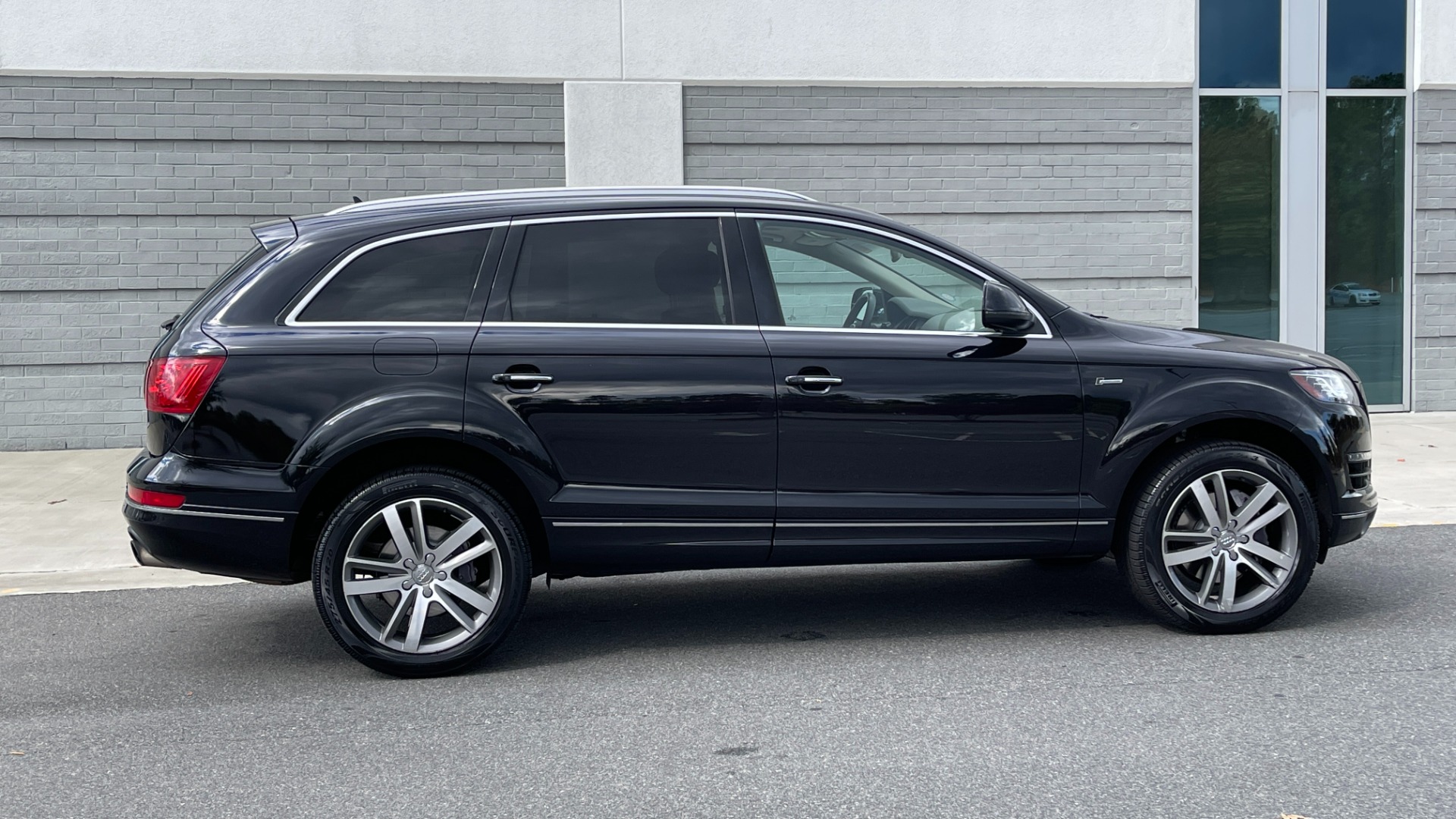 Used 2015 Audi Q7 3.0T PREMIUM PLUS / NAV / PANO-ROOF / BOSE / 3-ROW / REARVIEW for sale Sold at Formula Imports in Charlotte NC 28227 6