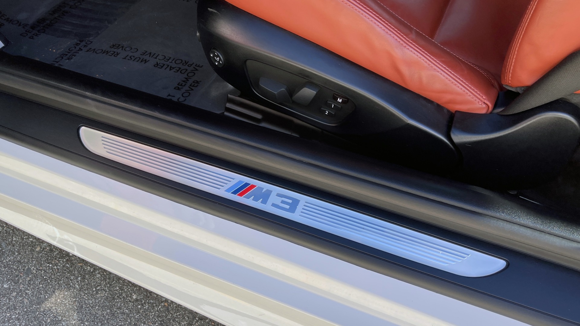 Used 2012 BMW M3 CONVERTIBLE / SC 4.0L V8 / 6-SPD MANUAL / NAV / HTD STS / SIRIUSXM for sale $44,999 at Formula Imports in Charlotte NC 28227 40