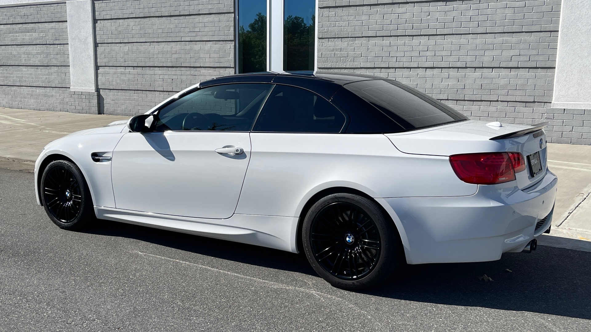 Used 2012 BMW M3 CONVERTIBLE / SC 4.0L V8 / 6-SPD MANUAL / NAV / HTD STS / SIRIUSXM for sale $44,999 at Formula Imports in Charlotte NC 28227 5