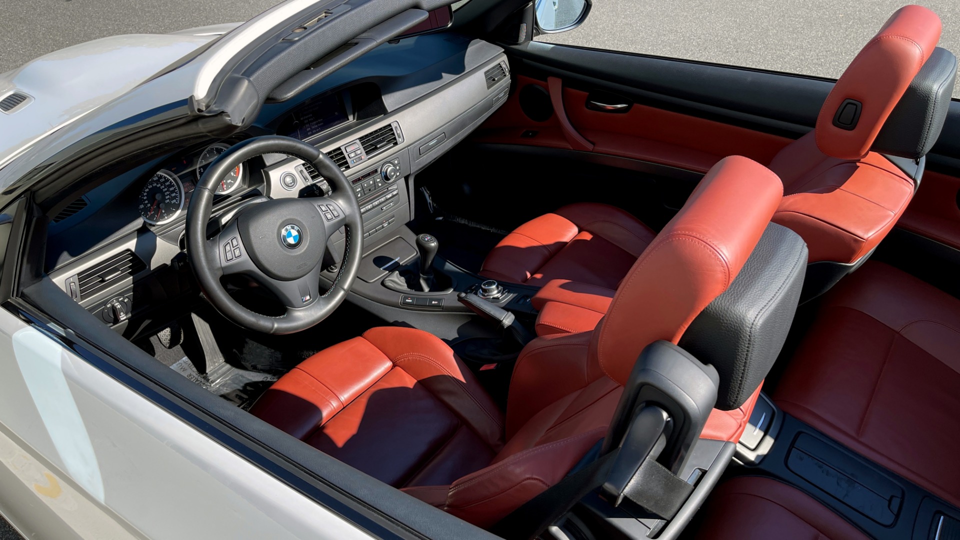 Used 2012 BMW M3 CONVERTIBLE / SC 4.0L V8 / 6-SPD MANUAL / NAV / HTD STS / SIRIUSXM for sale $44,999 at Formula Imports in Charlotte NC 28227 69