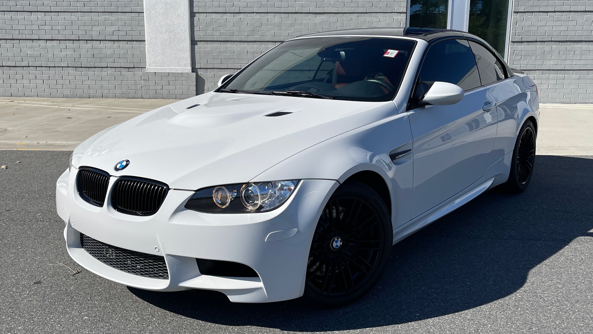 Used 2012 BMW M3 CONVERTIBLE / SC 4.0L V8 / 6-SPD MANUAL / NAV / HTD STS / SIRIUSXM for sale Sold at Formula Imports in Charlotte NC 28227 1