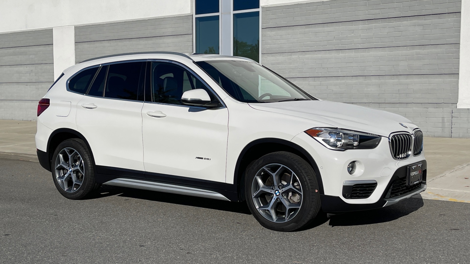Used 2018 BMW X1 XDRIVE28I / CONV PKG / PANO-ROOF / PARK ASST / REARVIEW for sale $31,995 at Formula Imports in Charlotte NC 28227 5