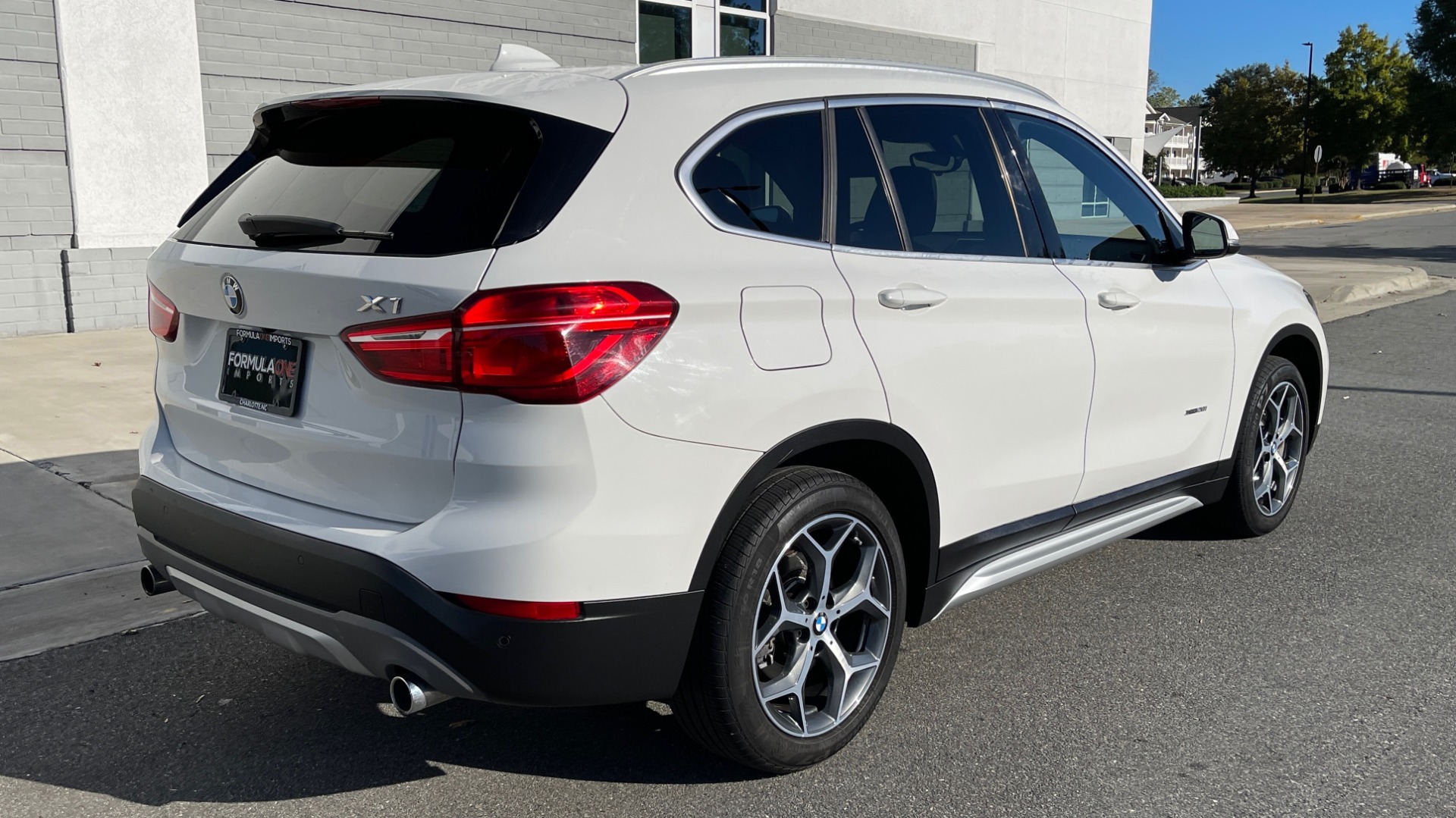 Used 2018 BMW X1 XDRIVE28I / CONV PKG / PANO-ROOF / PARK ASST / REARVIEW for sale Sold at Formula Imports in Charlotte NC 28227 7