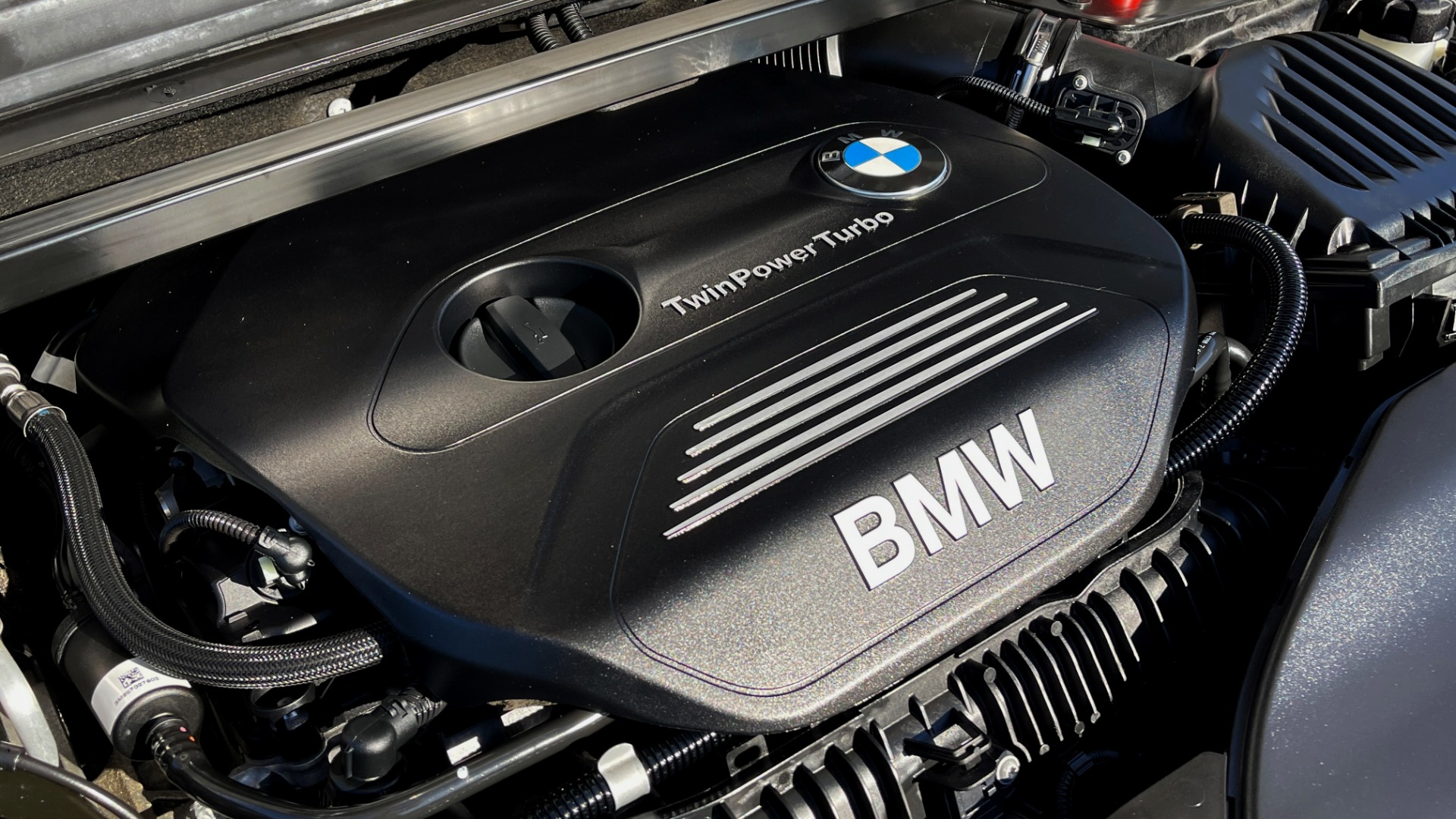 Used 2018 BMW X1 XDRIVE28I / CONV PKG / PANO-ROOF / PARK ASST / REARVIEW for sale $31,995 at Formula Imports in Charlotte NC 28227 9
