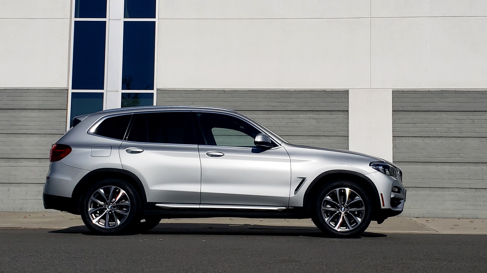Used 2019 BMW X3 XDRIVE30I / DRVR ASST / PANO-ROOF / HTD STS / REARVIEW for sale Sold at Formula Imports in Charlotte NC 28227 9