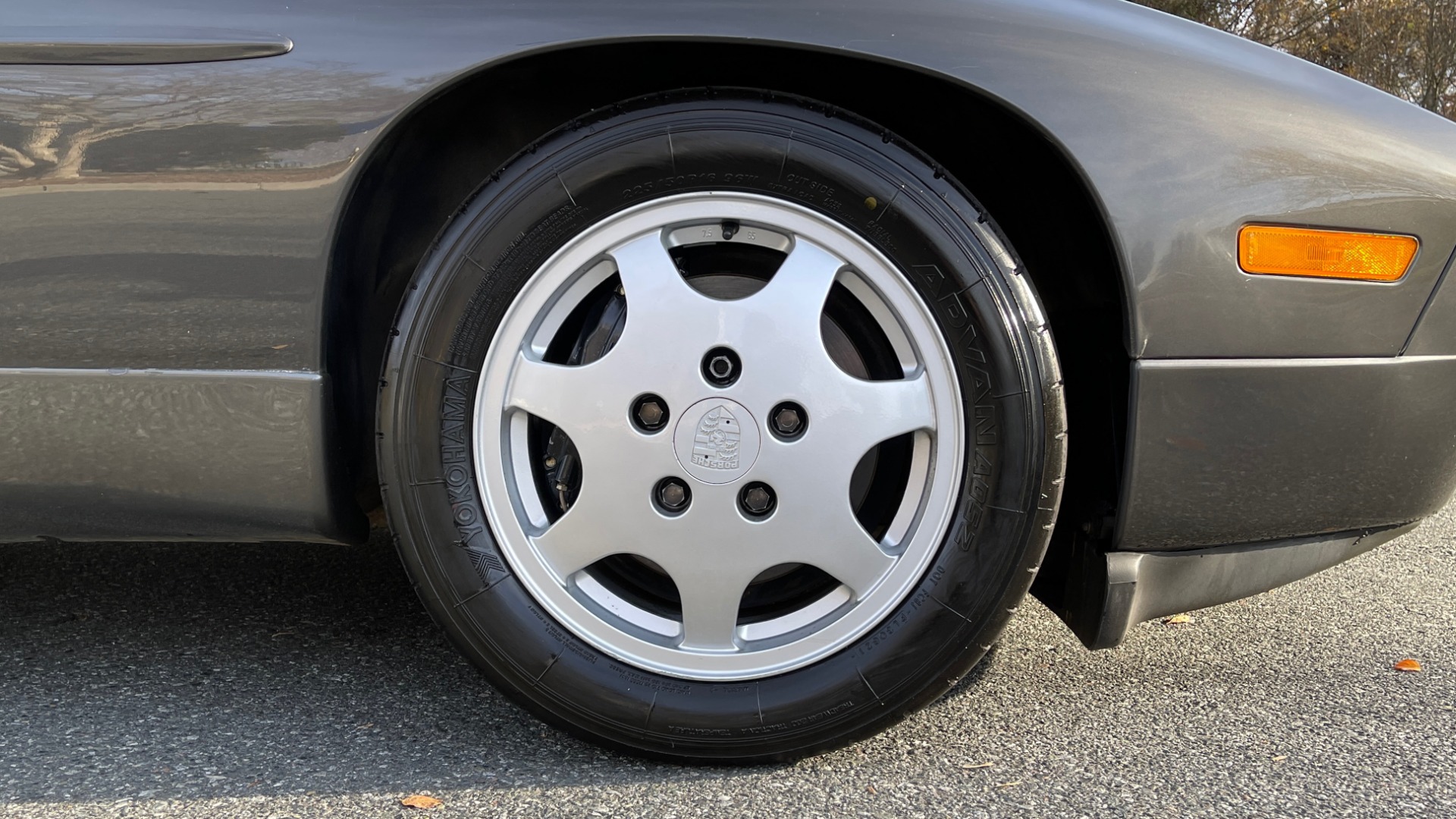Used 1990 Porsche 928 GT COUPE / 5.0L V8 / 5-SPD MANUAL / LOW MILES for sale Sold at Formula Imports in Charlotte NC 28227 74