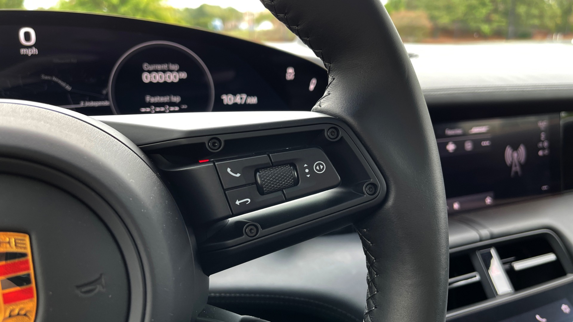 Used 2020 Porsche TAYCAN TURBO SEDAN / AWD / NAV / BOSE / PANO-ROOF / LCA / SURROUND VIEW for sale $162,995 at Formula Imports in Charlotte NC 28227 42