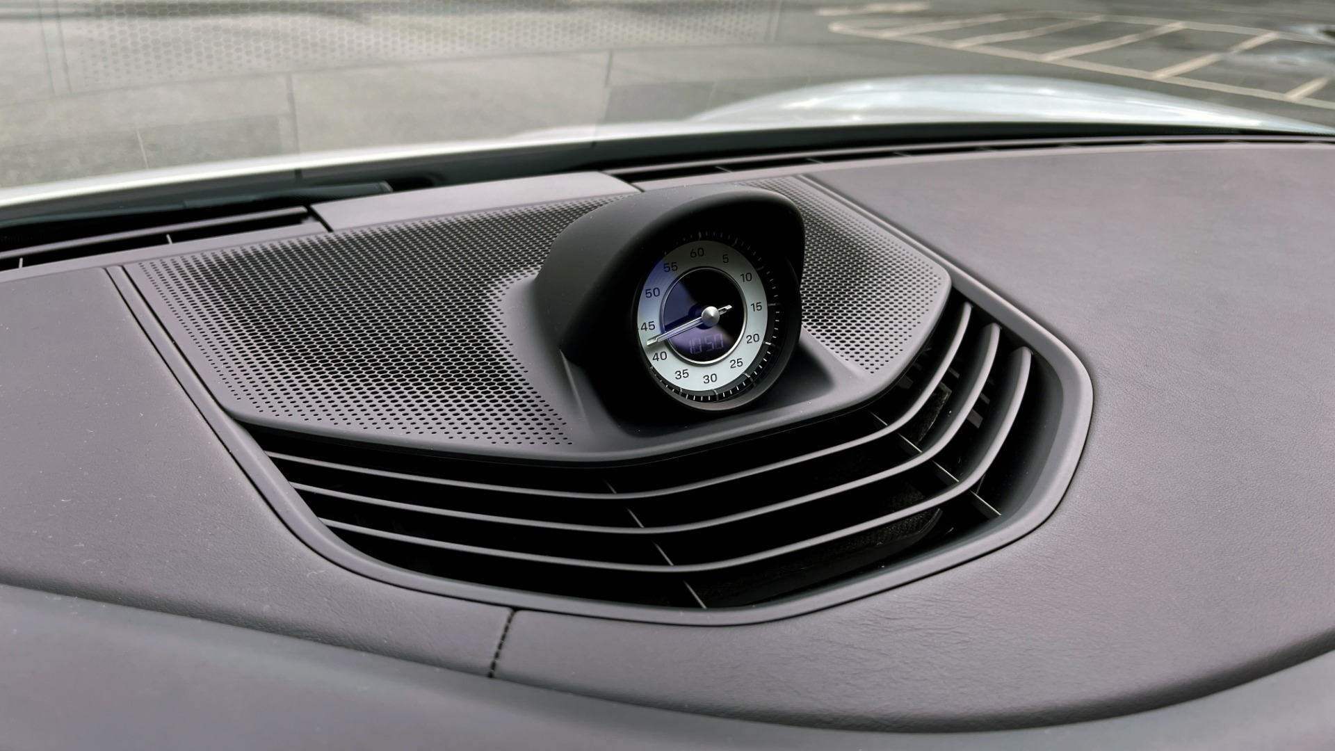 Used 2020 Porsche TAYCAN TURBO SEDAN / AWD / NAV / BOSE / PANO-ROOF / LCA / SURROUND VIEW for sale $162,995 at Formula Imports in Charlotte NC 28227 54