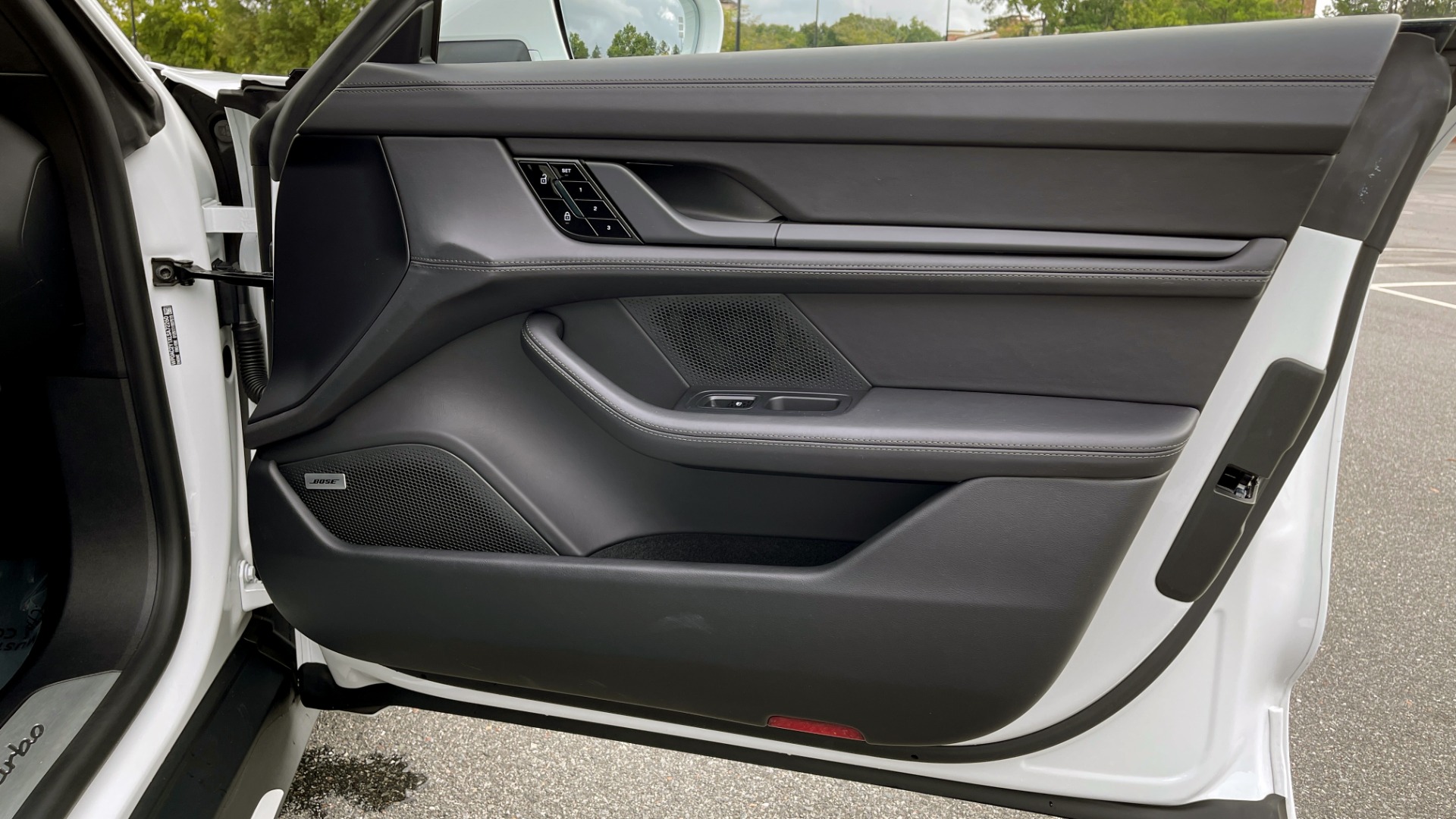 Used 2020 Porsche TAYCAN TURBO SEDAN / AWD / NAV / BOSE / PANO-ROOF / LCA / SURROUND VIEW for sale $162,995 at Formula Imports in Charlotte NC 28227 67