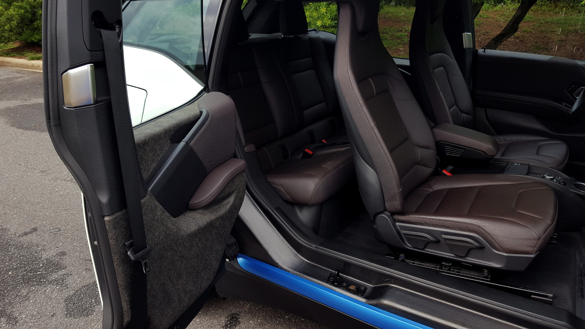 Used 2014 BMW i3 for sale Sold at Formula Imports in Charlotte NC 28227 17
