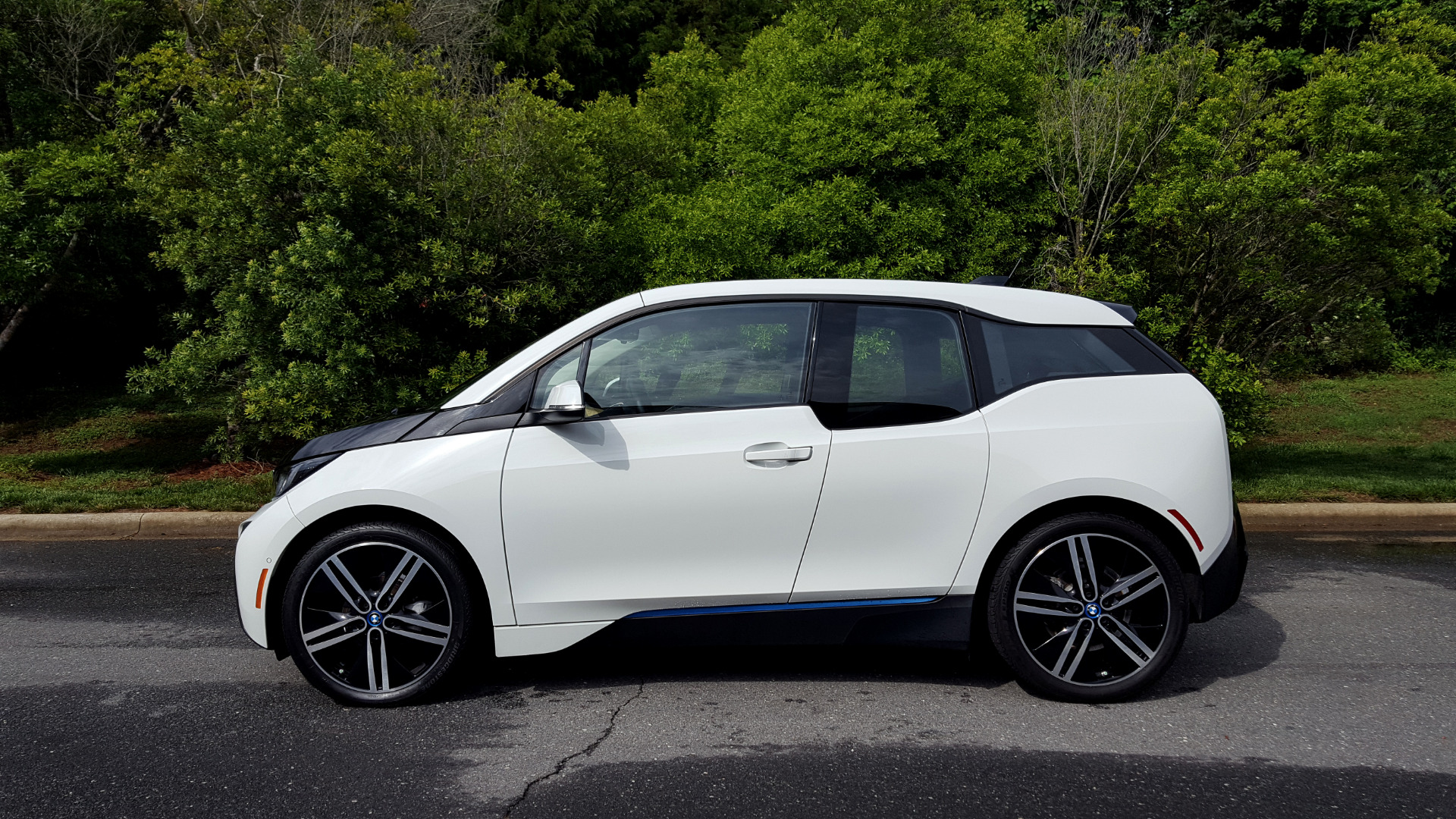 Used 2014 BMW i3 for sale Sold at Formula Imports in Charlotte NC 28227 2
