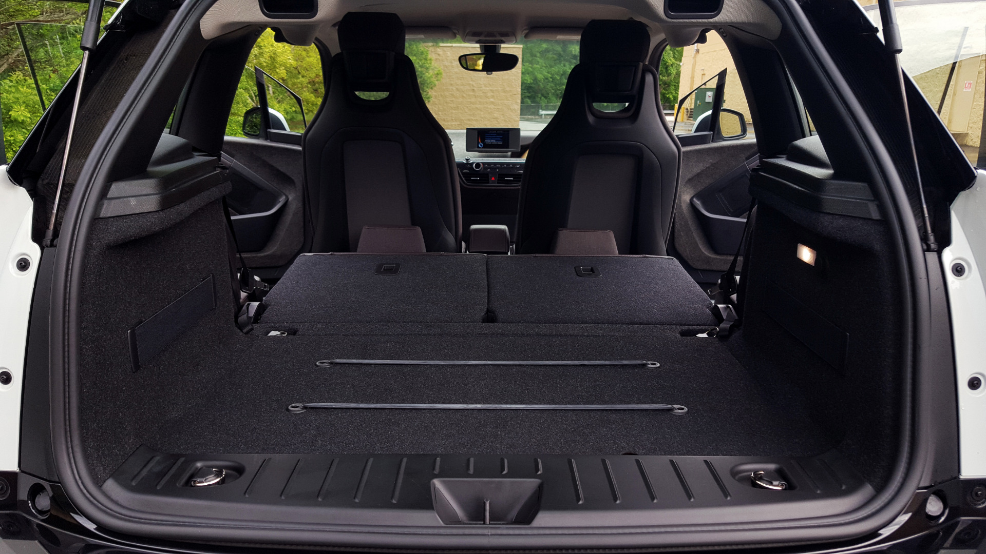 Used 2014 BMW i3 for sale Sold at Formula Imports in Charlotte NC 28227 23