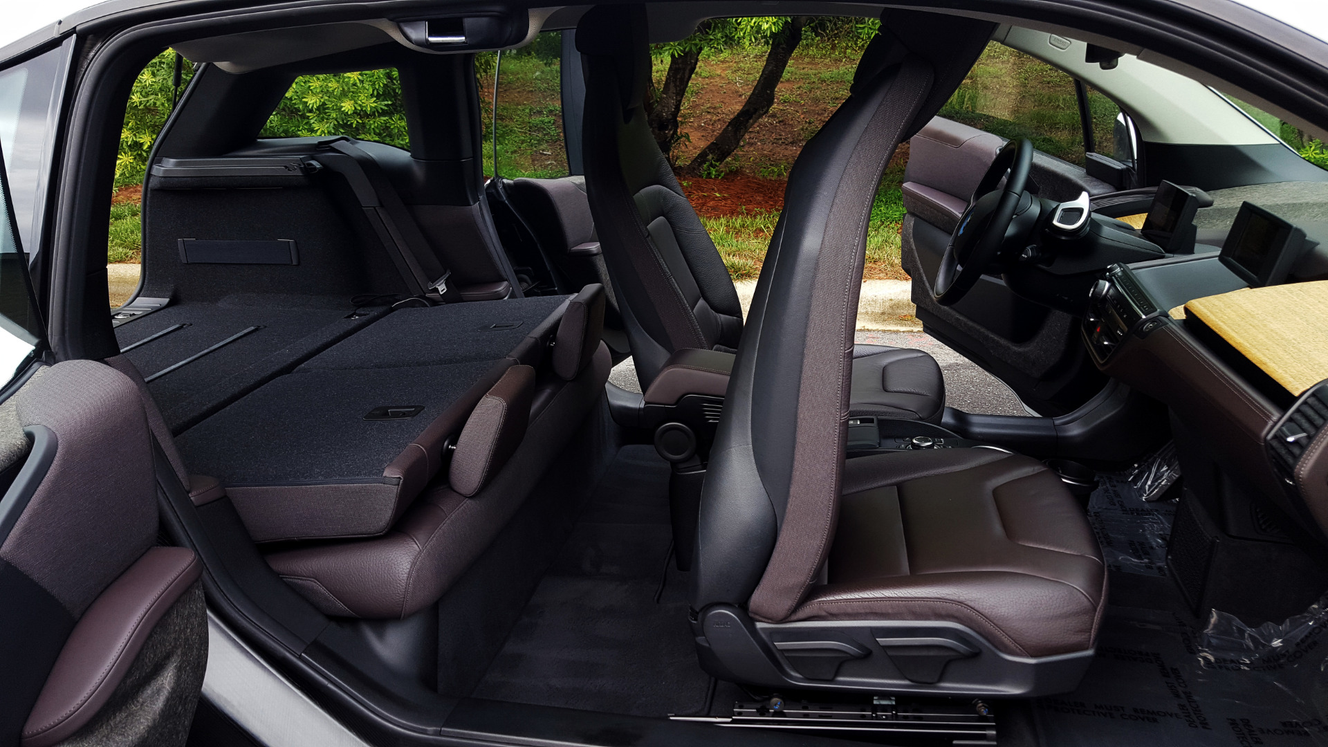 Used 2014 BMW i3 for sale Sold at Formula Imports in Charlotte NC 28227 24